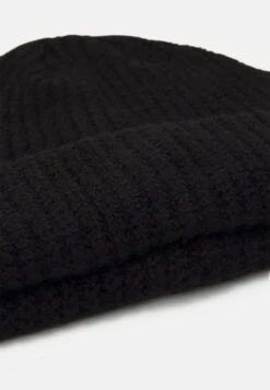 Pier One SHORT MICRO BEANIE UNISEX - Mütze - Black -Pier One Store 0ebb65d54b0643c5908d2c2364f4ca2c