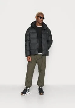 Pier One 2 PACK - Sonnenbrille - Brown/black 12 Pier One 2 PACK - Sonnenbrille - Brown/black -Pier One Store 1da9a70cc93b43a8b032fe56711132cc