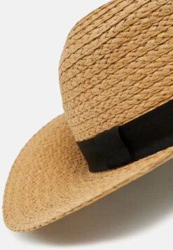 Pier One Hut - Tan -Pier One Store 21c461c70d804f70bce6618c9777c904