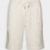 Pier One LINEN BLEND DRAWCORD SHORTS - Shorts - Off-white -Pier One Store 228637db60b840a58a2b5acb0845341b