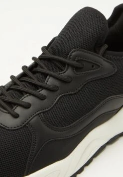 Pier One UNISEX - Sneaker Low - Black/white -Pier One Store 383be7e17d7b4e6fb1f7aa6c378ae4ea