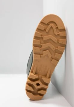 Pier One UNISEX - Gummistiefel - Green -Pier One Store 3db002d2c2c94b2c8f12e2610faa3a27