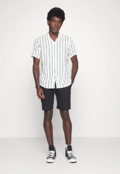 Pier One 2 PACK - Hemd - Black/white 10 Pier One 2 PACK - Hemd - Black/white -Pier One Store 43bf8d5300d84d19aab3f62f08ed036f