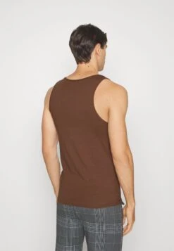Pier One 3PCK SKIN TONE RIB VEST - Unterhemd/-shirt - Brown -Pier One Store 61977ddd0362474c88ba6c1c78453562