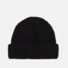 Pier One SHORT MICRO BEANIE UNISEX - Mütze - Black -Pier One Store 9f21733eb7c144e99d0caa1c7530c76b