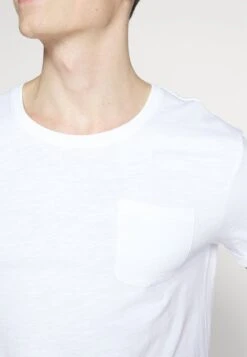 Pier One T-Shirt Basic - White -Pier One Store a63524296eb7468f8bac4e01312591ed