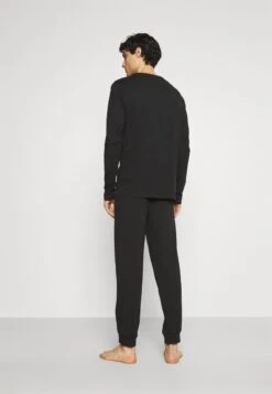 Pier One Nachtwäsche Set - Black -Pier One Store b9b8fb88b64649ea840444d93817e424