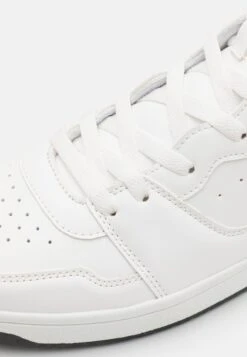 Pier One Sneaker High - White 13 Pier One Sneaker High - White -Pier One Store d92dbfafcd0845868bafc96ae8ec8083