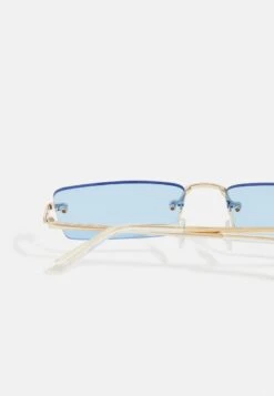 Pier One UNISEX - Sonnenbrille - Blue 10 Pier One UNISEX - Sonnenbrille - Blue -Pier One Store eb14e35fbacd4ff58930c118be941760