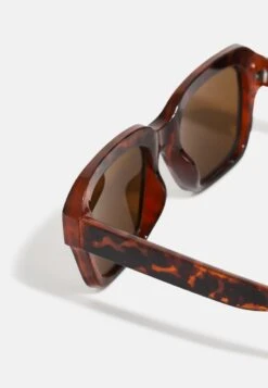 Pier One UNISEX - Sonnenbrille - Black -Pier One Store faad10b8a5a2445f865f09b5d12427d1